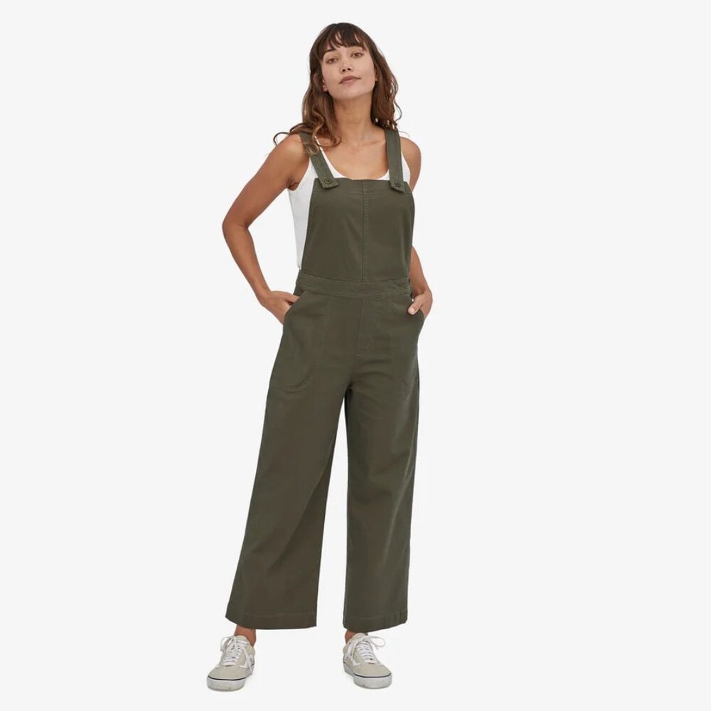 Patagonia Stand Up Womens Cropped Overalls 8 NWT